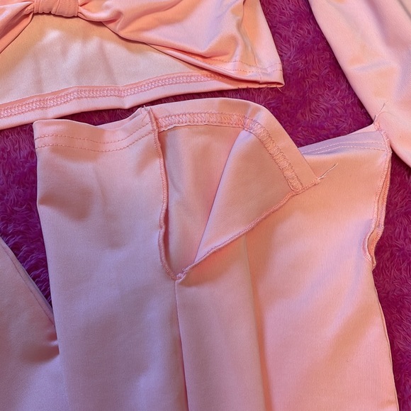 Pink 2 piece - Picture 2 of 3